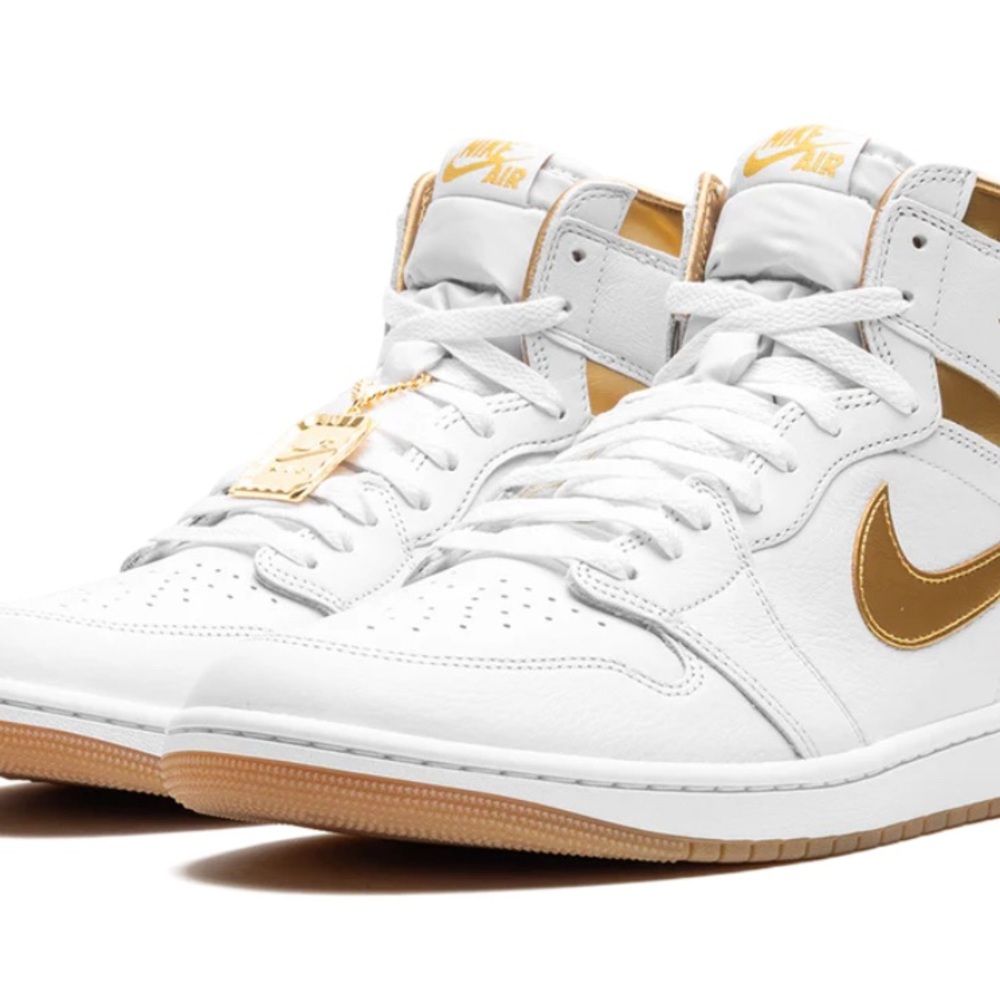 WOMENS Jordan’s